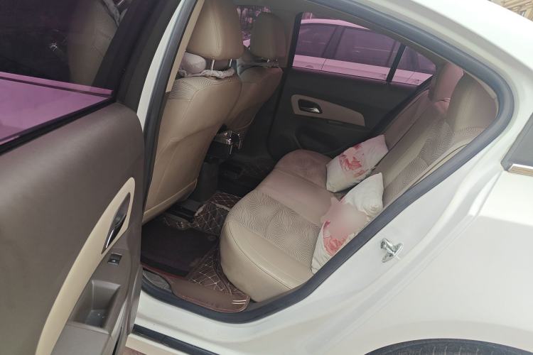 Used Chevrolet Cruze 2015 1.5L Classic SE MT Left Rear Seat