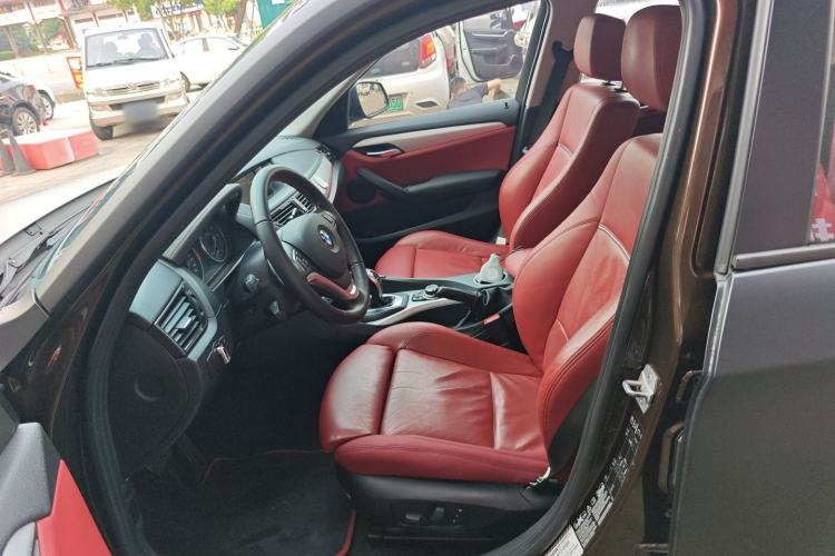 Used BMW X1 2014 xDrive20i Sports Design Package Left Front Seat