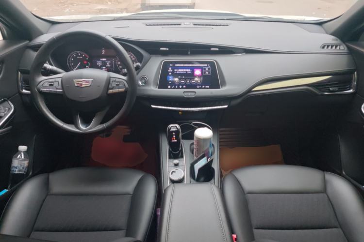 Used Cadillac XT4 2021 28T Two-Wheel Drive Tech Edition