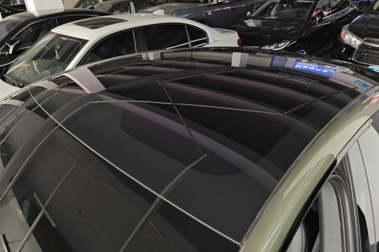 Used Xiaomi Auto SU7 2024 Rear-Drive Long-Range Intelligent Driving Version Roof