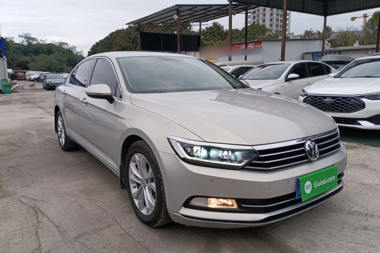 Used Volkswagen Magotan 2019 330TSI DSG Luxury Version China VI Standard
