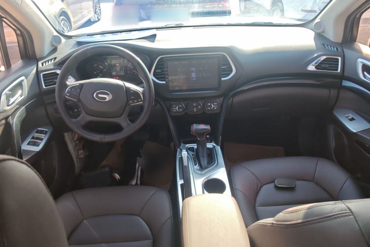 Used GAC Trumpchi GS4 2017 200T G-DCT Two-Wheel Drive Elite Edition Center Console