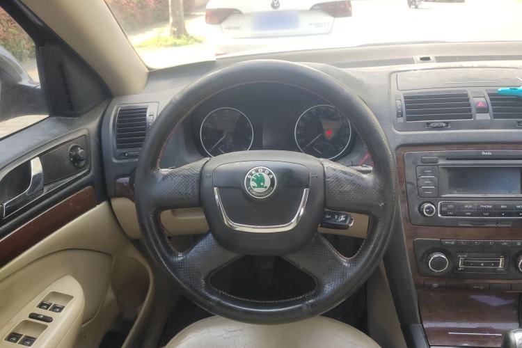 Used Skoda Octavia 2013 1.6L Manual Yijun Edition Steering Wheel