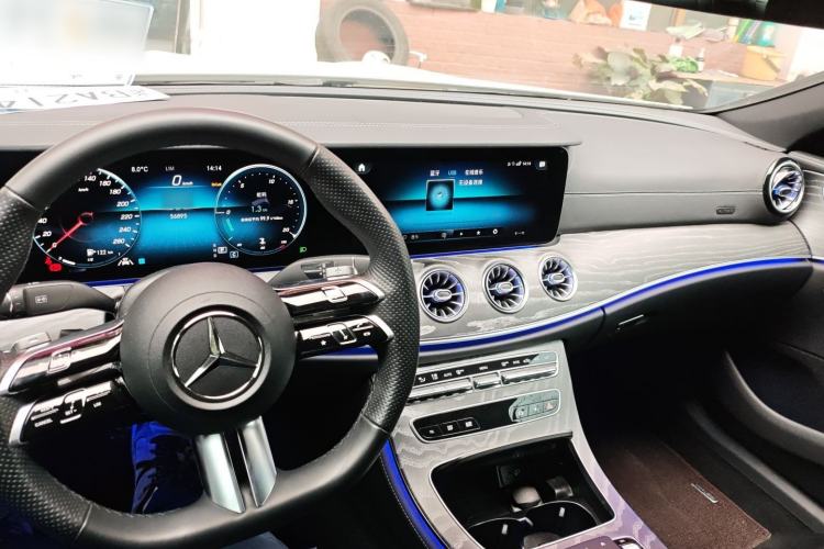 Used Mercedes-Benz CLS 2023 CLS 300 Luxury Model
