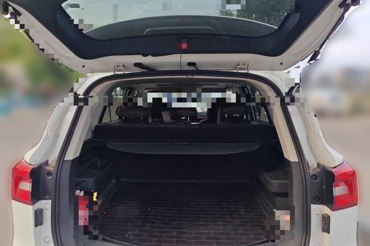 Used FORTHING Joyear X5 2017 2.0L Manual Luxury Version Trunk