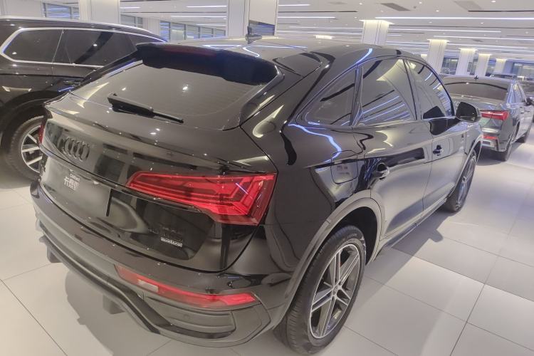 Used Audi Q5L Sportback 2024 40 TFSI Fashion Version Rear Right 45 Deg