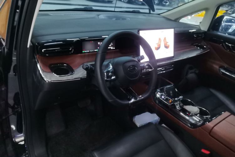 Used GAC Trumpchi E8 New Energy 2024 150km Longteng Glorious+ Center Console