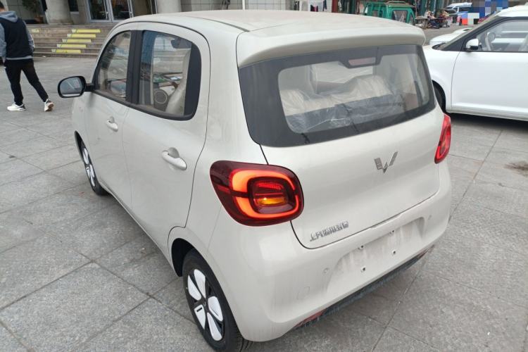 Used Wuling Hongguang MINIEV 2025 Four-Door Version Advanced Edition
