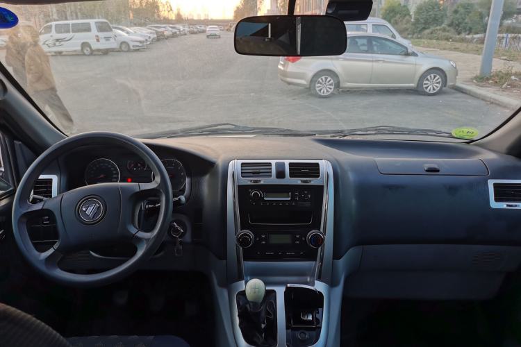 Used Foton Scenic G5 2022 2.0L Gasoline Commercial Version Open-Window 5/6-Seater 1TZS
