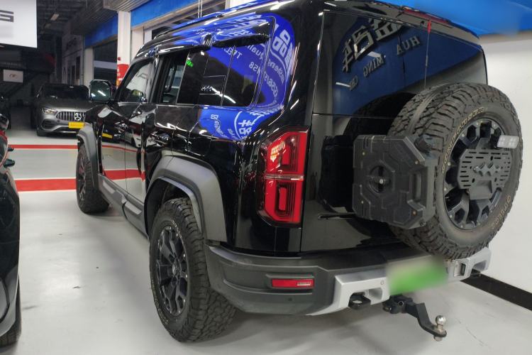 Used Formula Leopard 5 2023 Cloud Ride Flagship Edition
