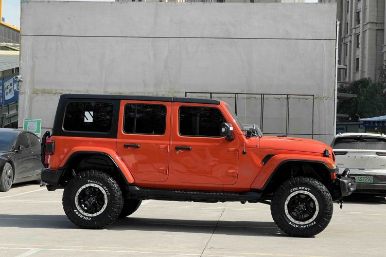 Used Jeep Wrangler 2018 2.0T Sahara Four-Door Edition