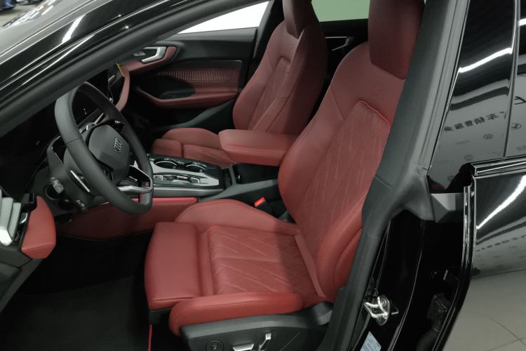 Used Audi A5L Sportback 2026 TFSI 150kW Premium quattro Model
