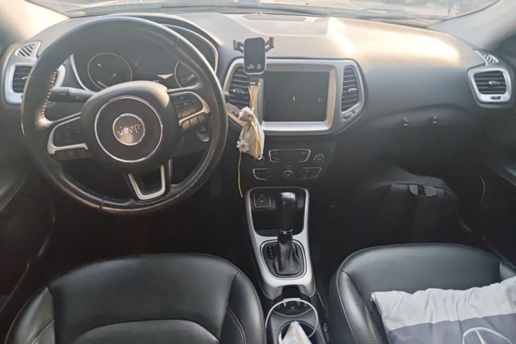 Used Jeep Compass 2017 200T Automatic Family Edition