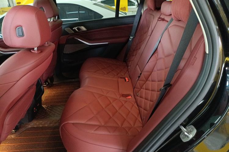 Used BMW X5 2022 Restyled xDrive 30Li Luxury Version M Sport Package