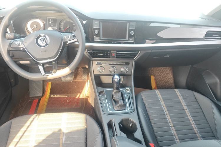 Used Volkswagen Lavida 2019 280TSI DSG Comfort Edition China VI standard Center Console