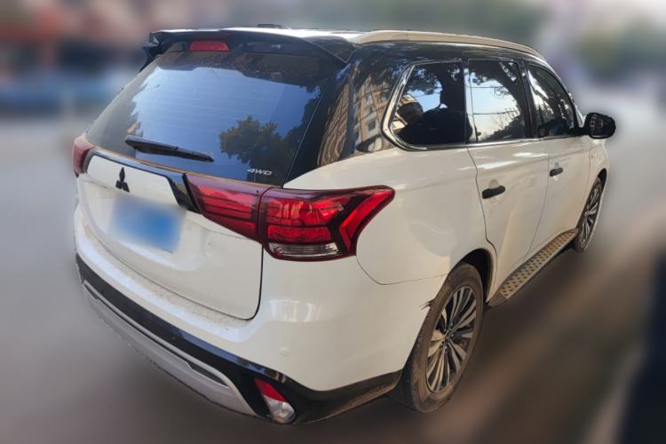 Used Mitsubishi Outlander 2021 Revised Version 2.0L Two-Wheel Drive Comfort Edition 5 Seats