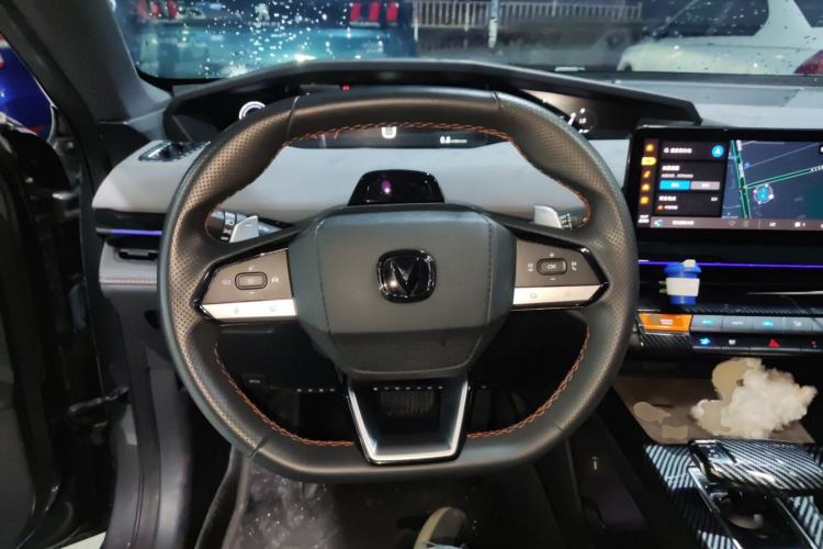 Used CHANGAN UNI-V 2022 1.5T Smart Navigation Version Steering Wheel