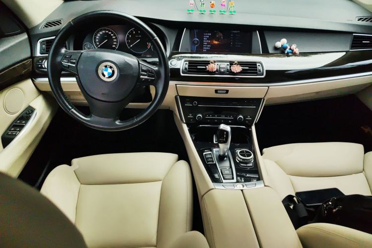 Used BMW 5 Series GT 2010 535i Leading Model
