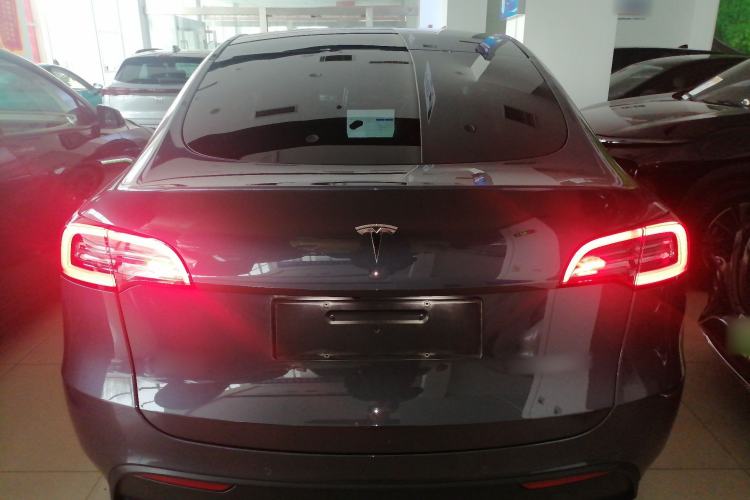 Used Tesla Model Y 2021 Long-Range All-Wheel-Drive Version Rear