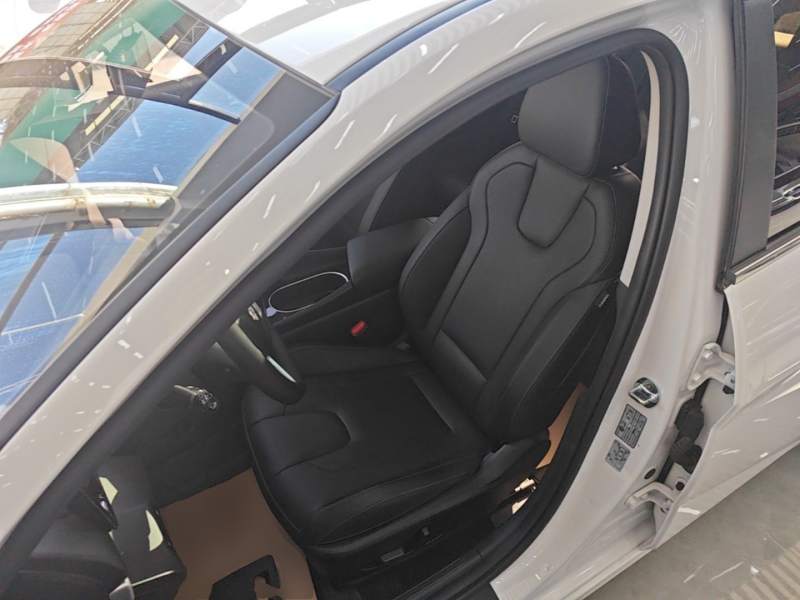 Used Hyundai Elantra 2022 1.5L CVT LUX Prestige Edition — 14