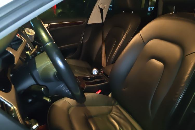 Used Audi A4L 2011 2.0 TFSI Technology Edition Left Front Seat