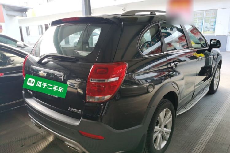 Used Chevrolet Captiva 2017 2.4L 4x4 Flagship Edition 7-Seater