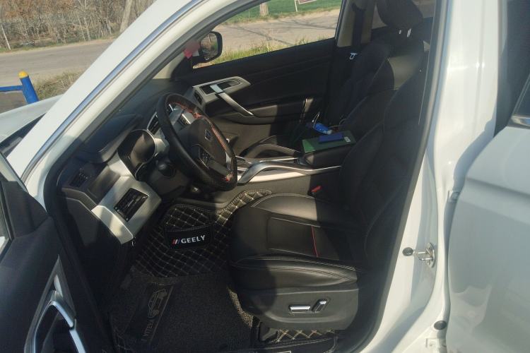 Used Geely Auto Emgrand X7 Sport 2018 1.8TD Automatic Two-Wheel Drive Smart Connect 4G Internet Edition