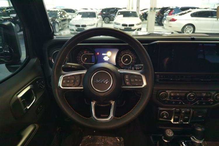 Used Jeep Wrangler 2024 2.0T Sahara Four-Door Edition