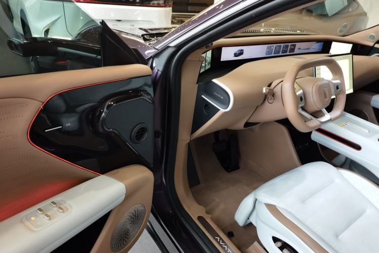 Used Avatr 07 2024 Ultra Range-Extended Four-Wheel Drive