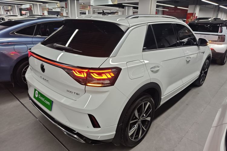Used Volkswagen T-ROC 2024 300TSI DSG Two-Wheel-Drive Chen Guang Edition
