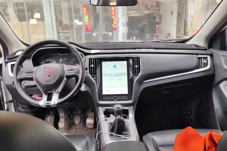 Used Roewe RX5 2018 20T Two-Wheel Drive Manual Internet Elite Edition
