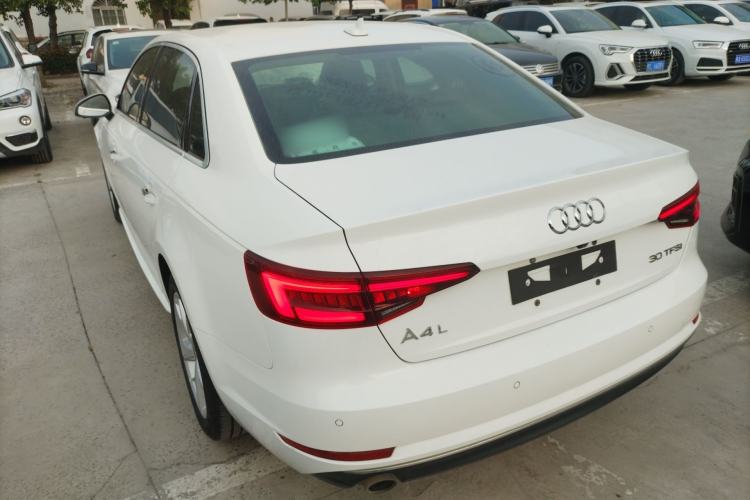 Used Audi A4L 2018 30th Anniversary Edition 30 TFSI Ambition Model Exterior 2