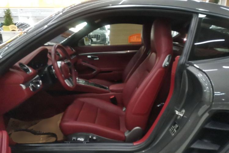 Used Porsche 718 2018 Cayman 2.0T