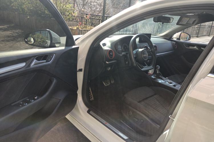 Used Audi A3 2020 Limousine 35 TFSI Sporty Version China VI