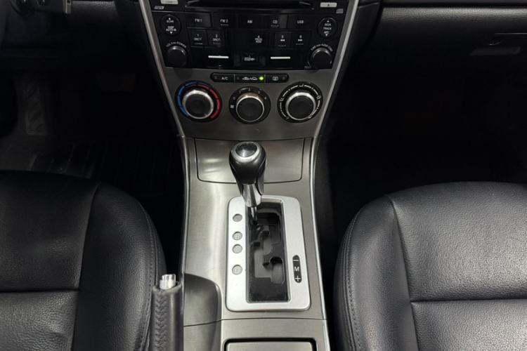 Used Mazda 6 2014 2.0L Automatic Classic Version
