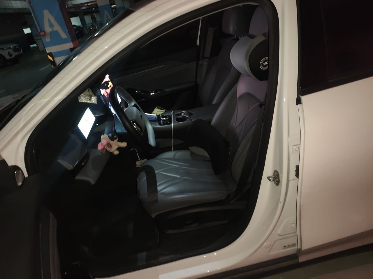 Geely Galaxy L6 2025 EM-i 140km Explorer+ Edition — снимка 15