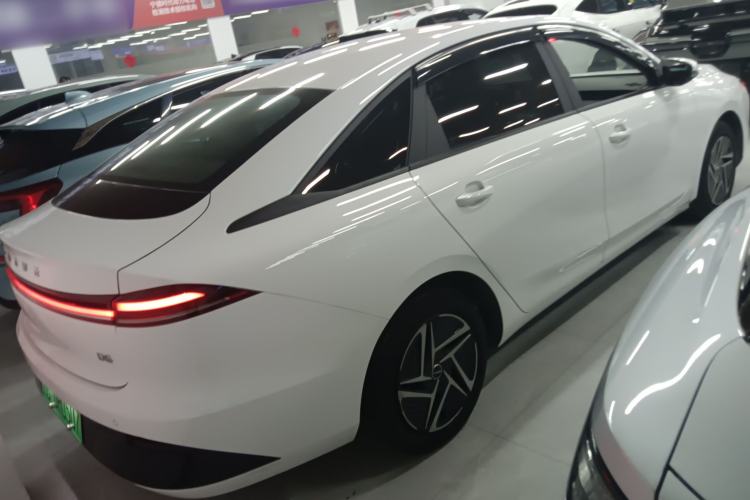 Used Roewe D6 2025 450 km Premium Edition
