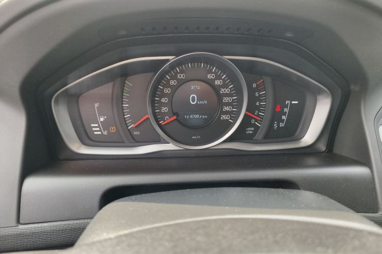 Used Volvo XC60 2017 T5 Smart Upgrade Edition
