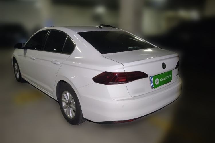 Used Volkswagen Bora  Rear Left 45 Deg