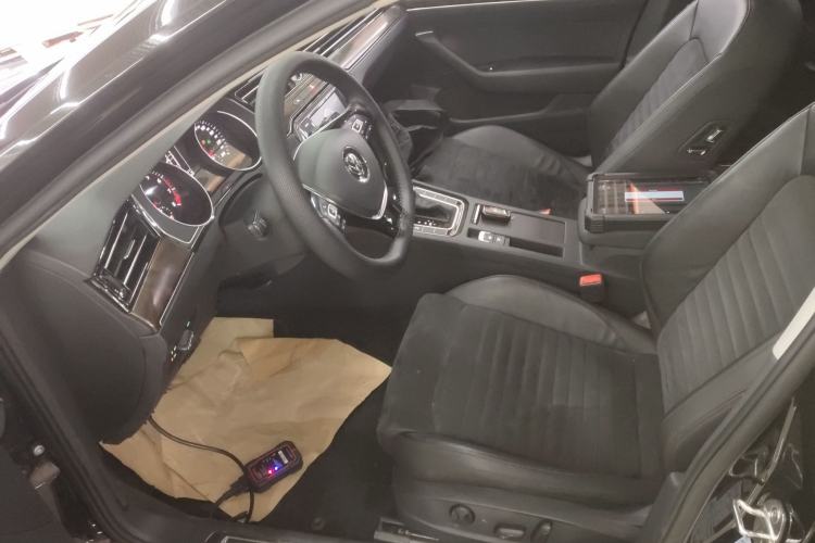 Used Volkswagen Magotan 2018 330TSI DSG Luxury Model Left Front Seat