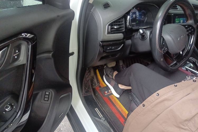 Used Dongfeng Aeolus AX7 2022 Mach Edition 1.5T DCT DF51 Driver Seat