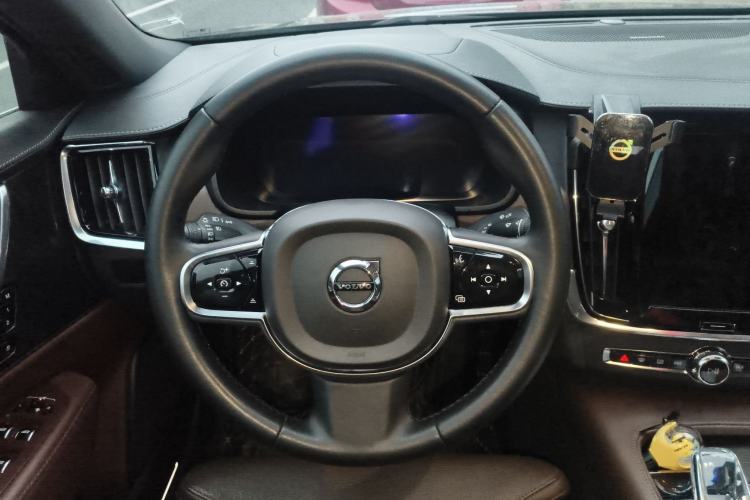 Used Volvo S90 2023 B5 Zhiyuan Luxury Edition