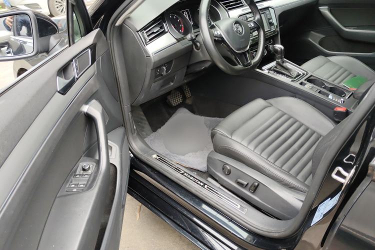 Used Volkswagen Magotan 2018 280TSI DSG Leading Model