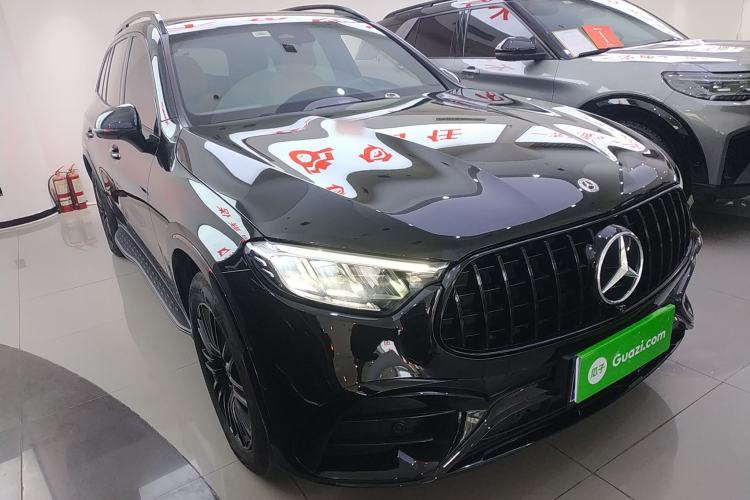 Used Mercedes-Benz GLC 2023 Refreshed GLC 300 L 4MATIC Dynamic Edition 5 Seats Front Right 45 Deg