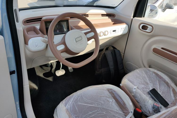 Used Bestune Pony 2026 222km Colorful Horse Center Console