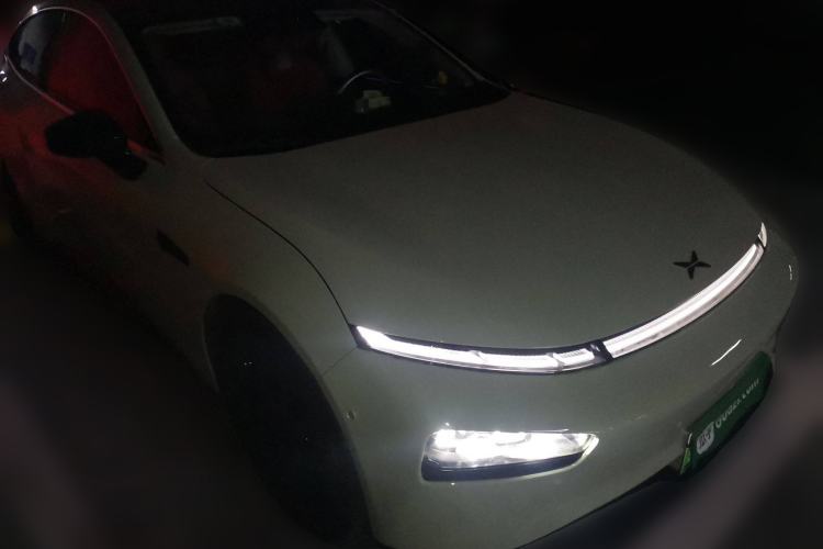 Used XPeng P7 2020 562E Performance Edition Front Right 45 Deg