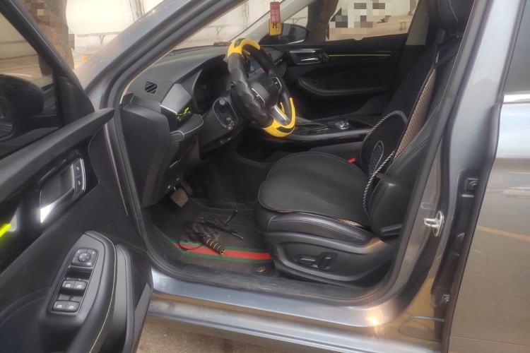 Used Roewe i5 2021 1.5L CVT Starry Edition Driver Seat