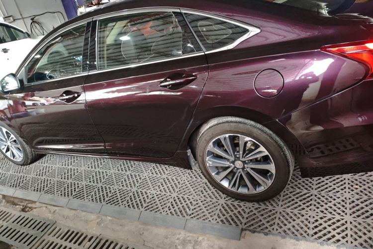 Used Changan Raeton CC 2018 1.5T Automatic Zhiya Model China V Standard
