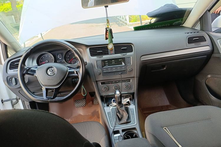 Used Volkswagen Golf 2015 1.4TSI Automatic Comfort Model
