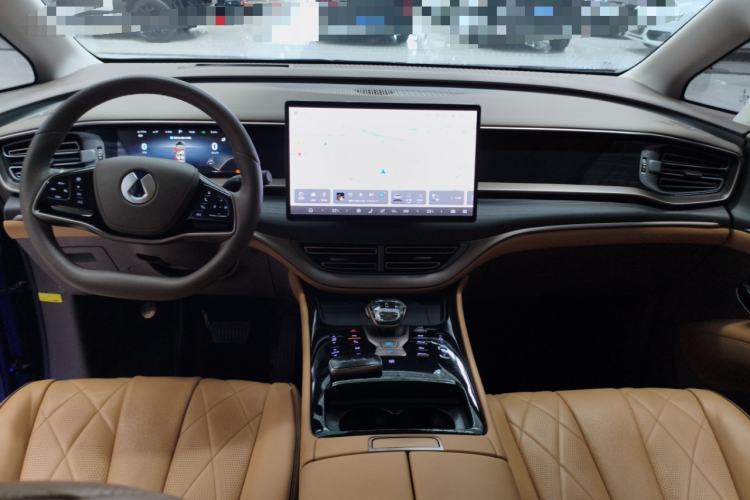 Used Denza D9 2022 DM-i 970 Four-Wheel Drive Prestige Model